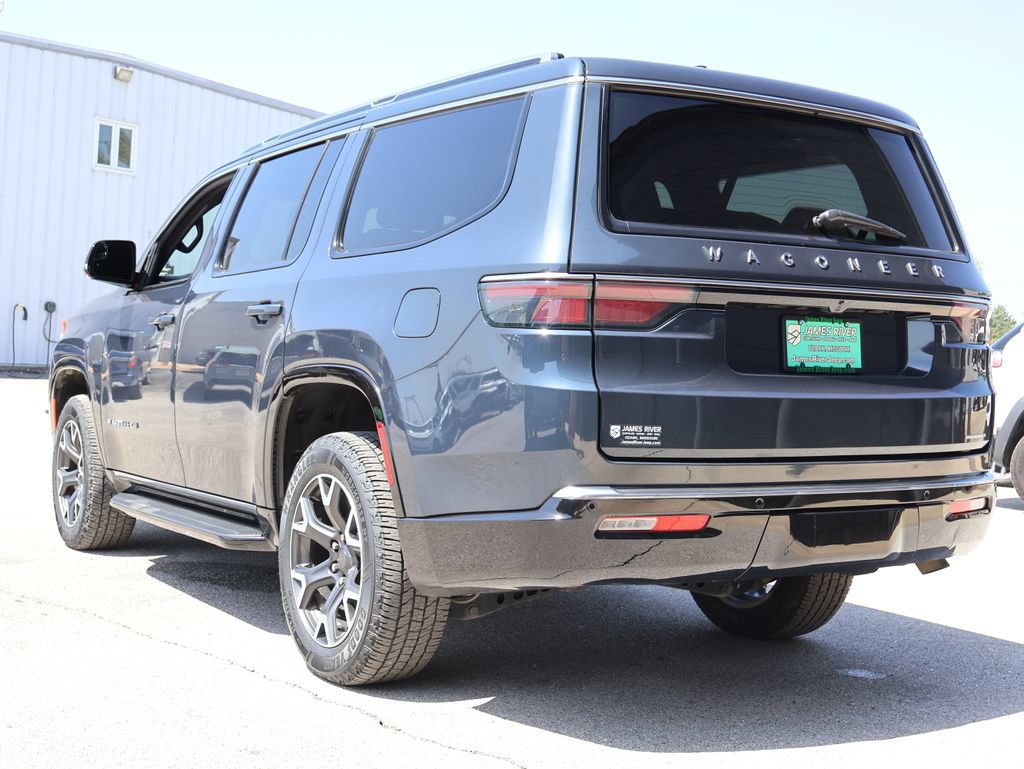 Used 2024 Jeep Wagoneer Series III AWD/4WD image 3