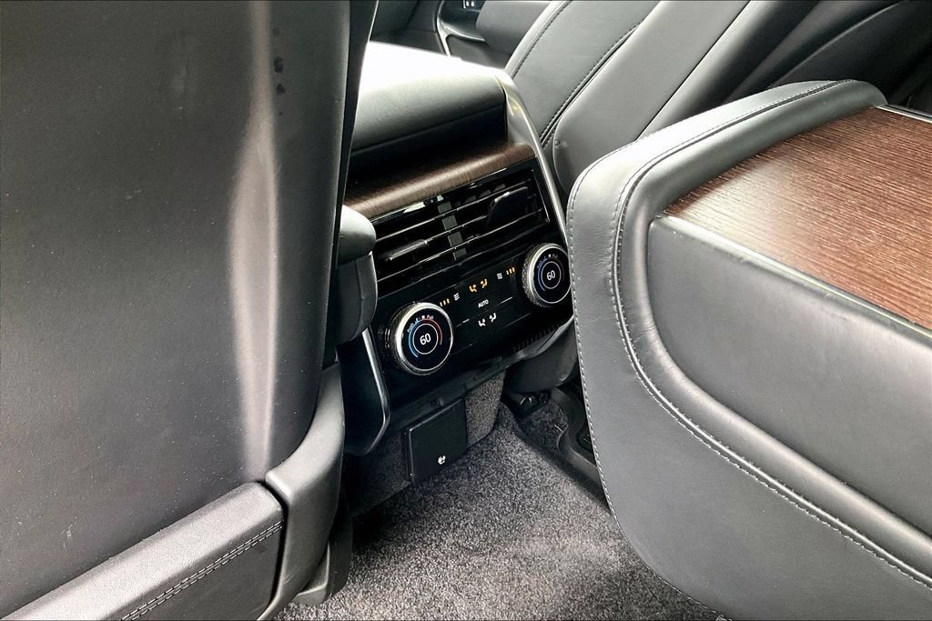Used 2023 Land Rover Range Rover Autobiography AWD/4WD image 24