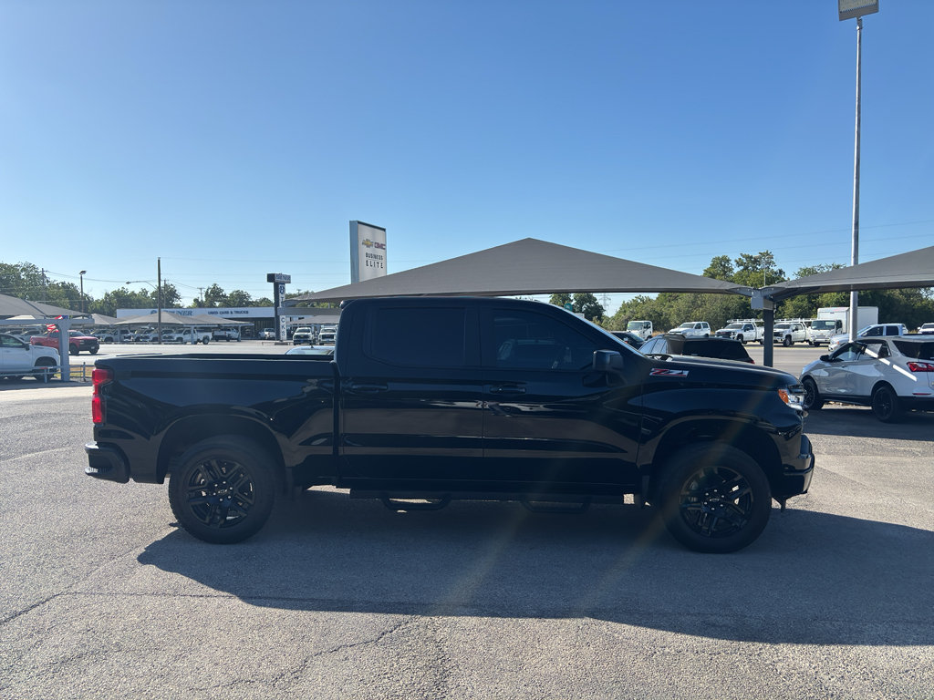 Certified 2025 Chevrolet Silverado 1500 RST w/ Convenience Package II AWD/4WD image 4