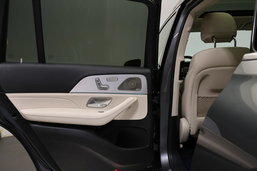 Certified 2023 Mercedes-Benz GLS 450 4MATIC image 41