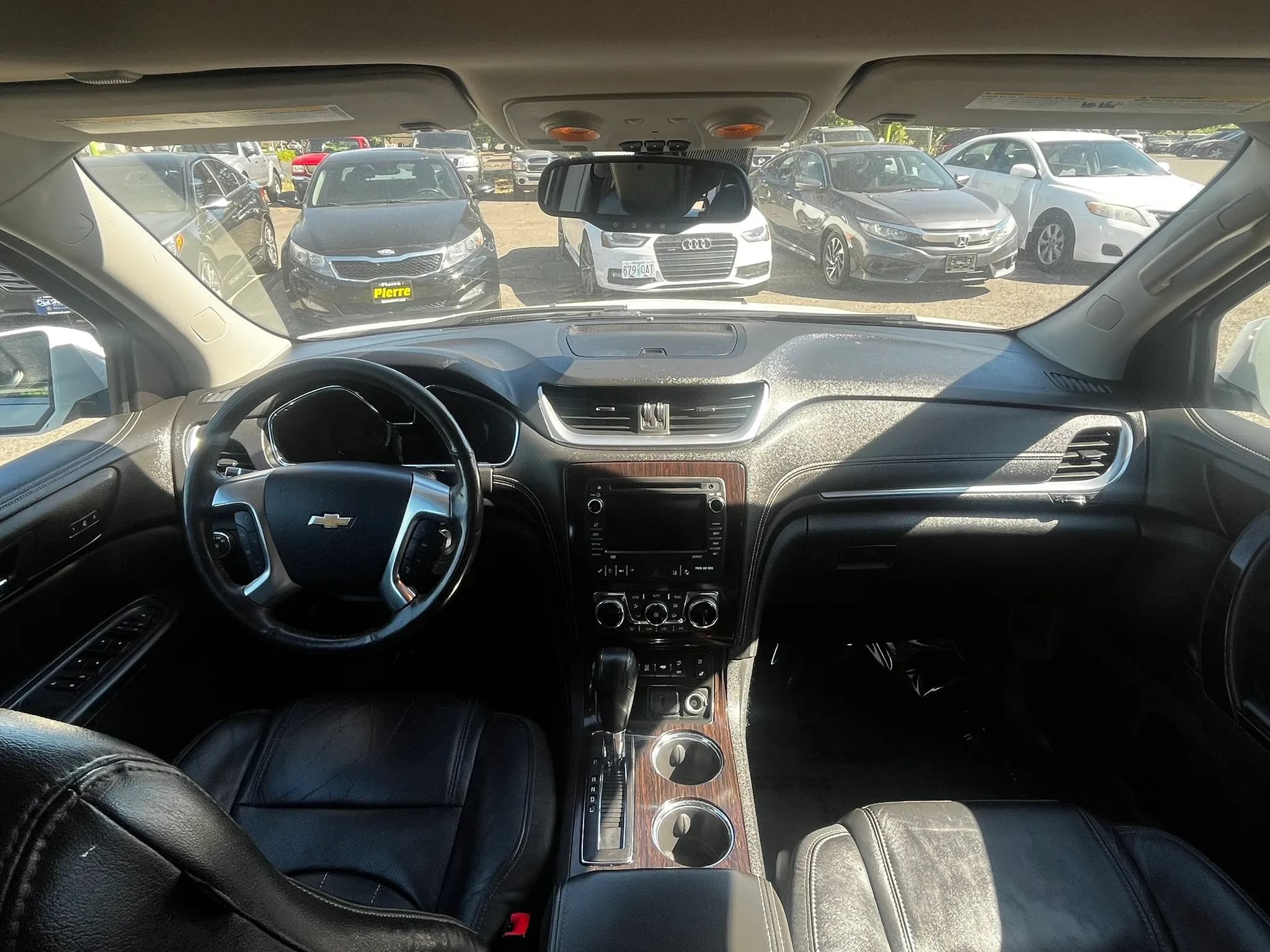 Used 2016 Chevrolet Traverse LTZ AWD/4WD image 13