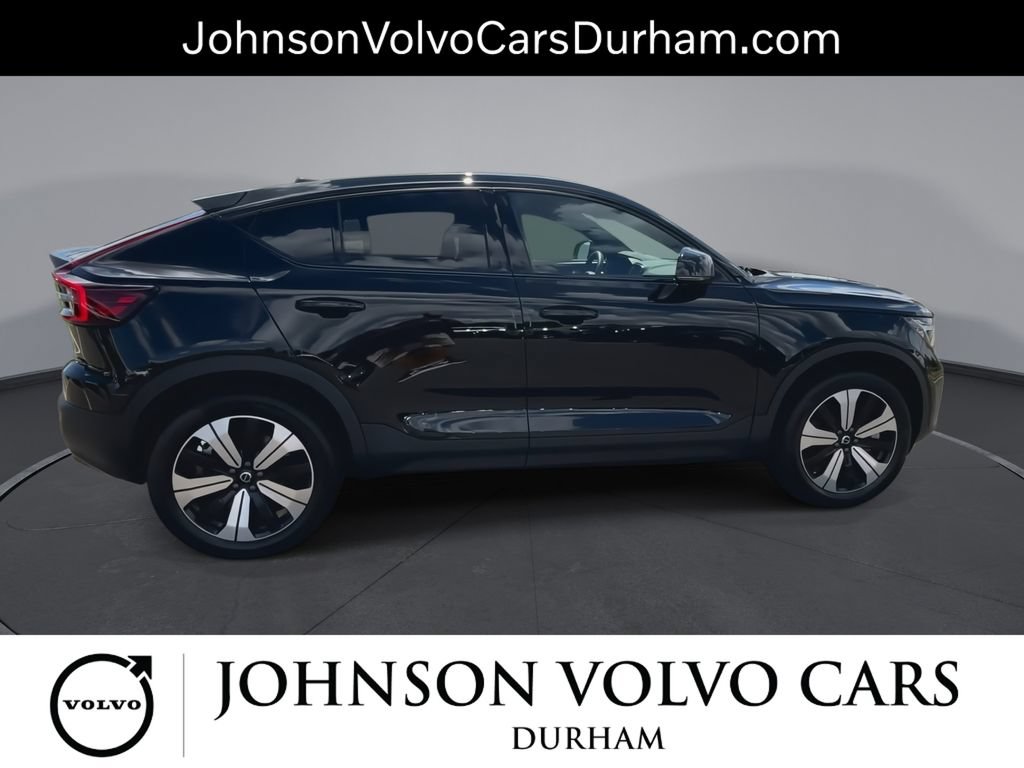 Used 2023 Volvo C40 Recharge Core AWD/4WD image 9