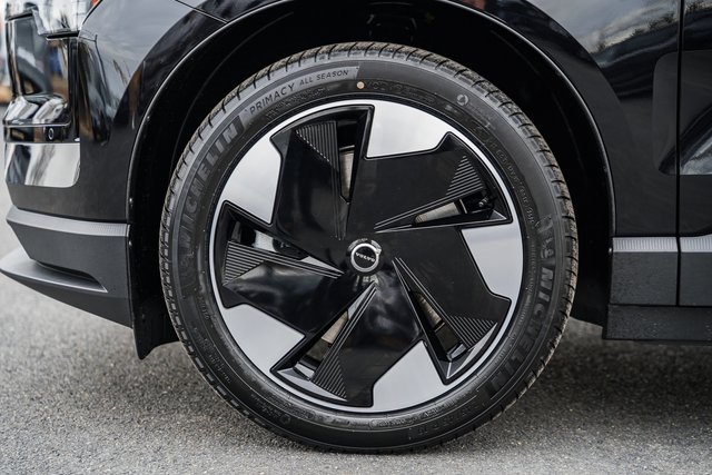 New 2026 Volvo EX30 Plus image 17