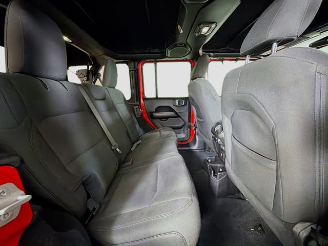 Used 2018 Jeep Wrangler Unlimited Sahara w/ Uconnect 4C Nav & Sound Group image 29