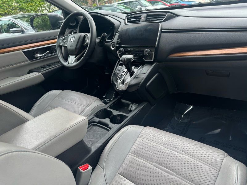 Used 2017 Honda CR-V Touring image 12