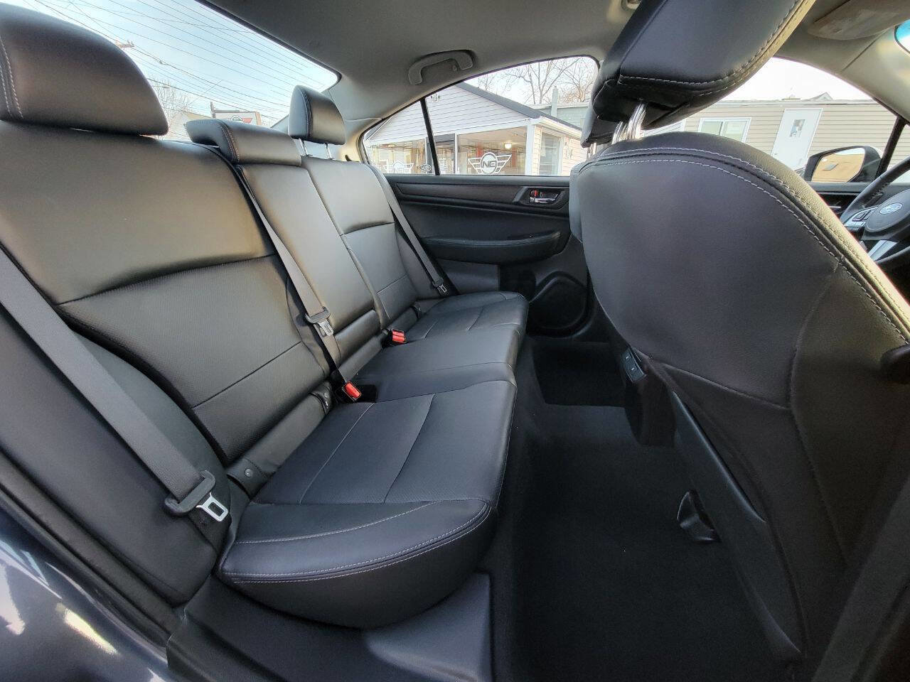 Used 2017 Subaru Legacy 2.5i Limited image 22