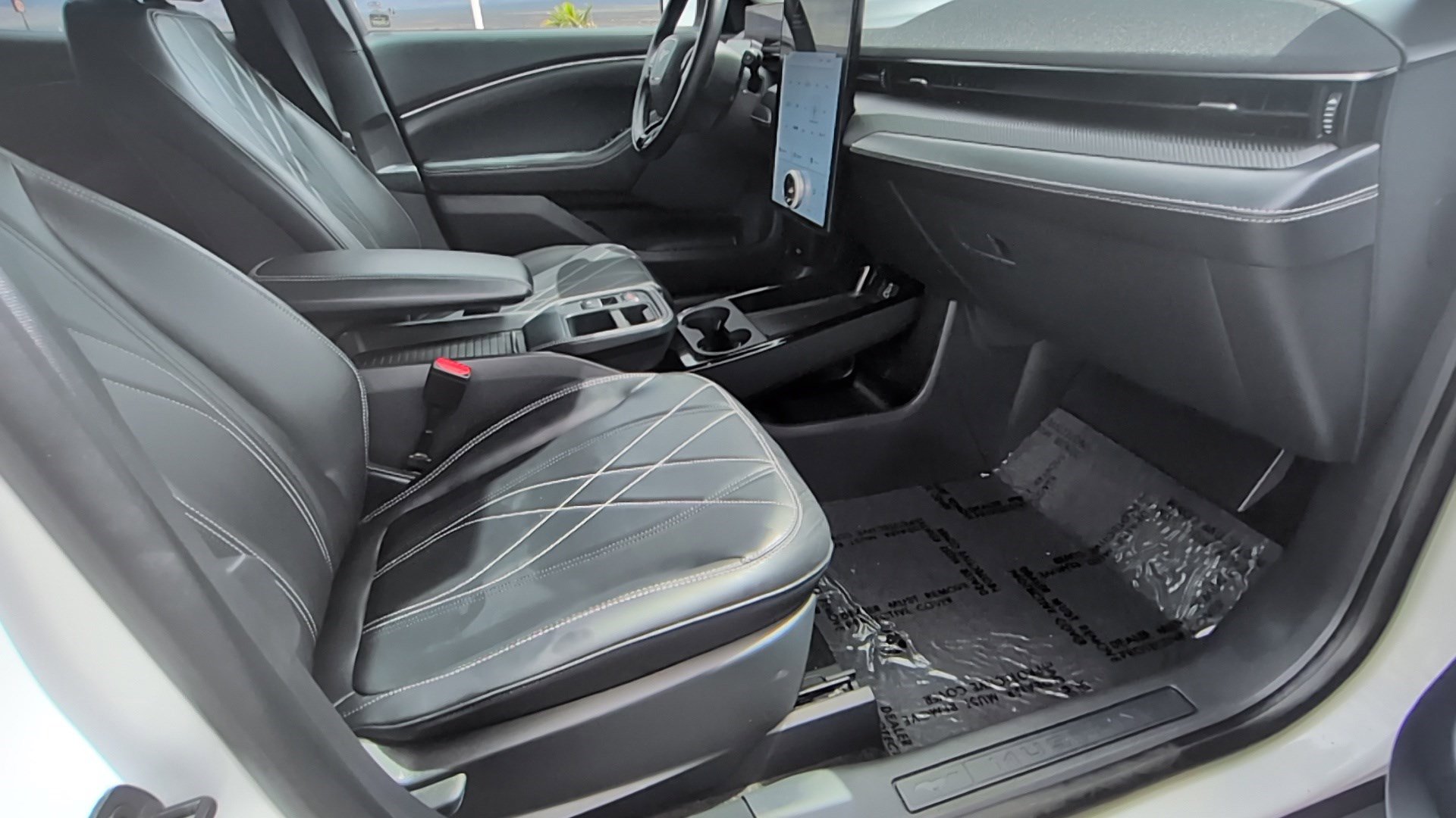 Used 2025 Ford Mustang Mach-E Select RWD image 29