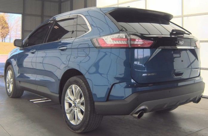Used 2020 Ford Edge Titanium image 3