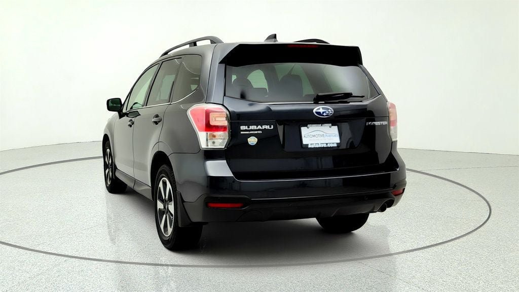 Used 2018 Subaru Forester 2.5i Limited AWD/4WD image 6