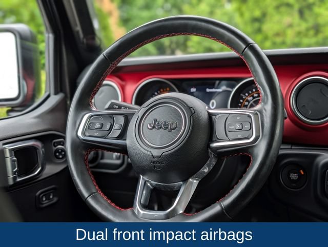 Used 2023 Jeep Wrangler Unlimited Rubicon w/ Cold Weather Group AWD/4WD image 13
