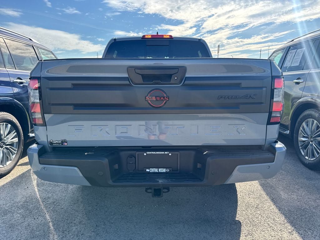 Used 2025 Nissan Frontier PRO-4X w/ Pro Convenience Package AWD/4WD image 19