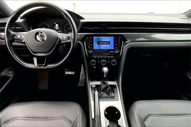 Used 2022 Volkswagen Passat 2.0T R-Line image 15