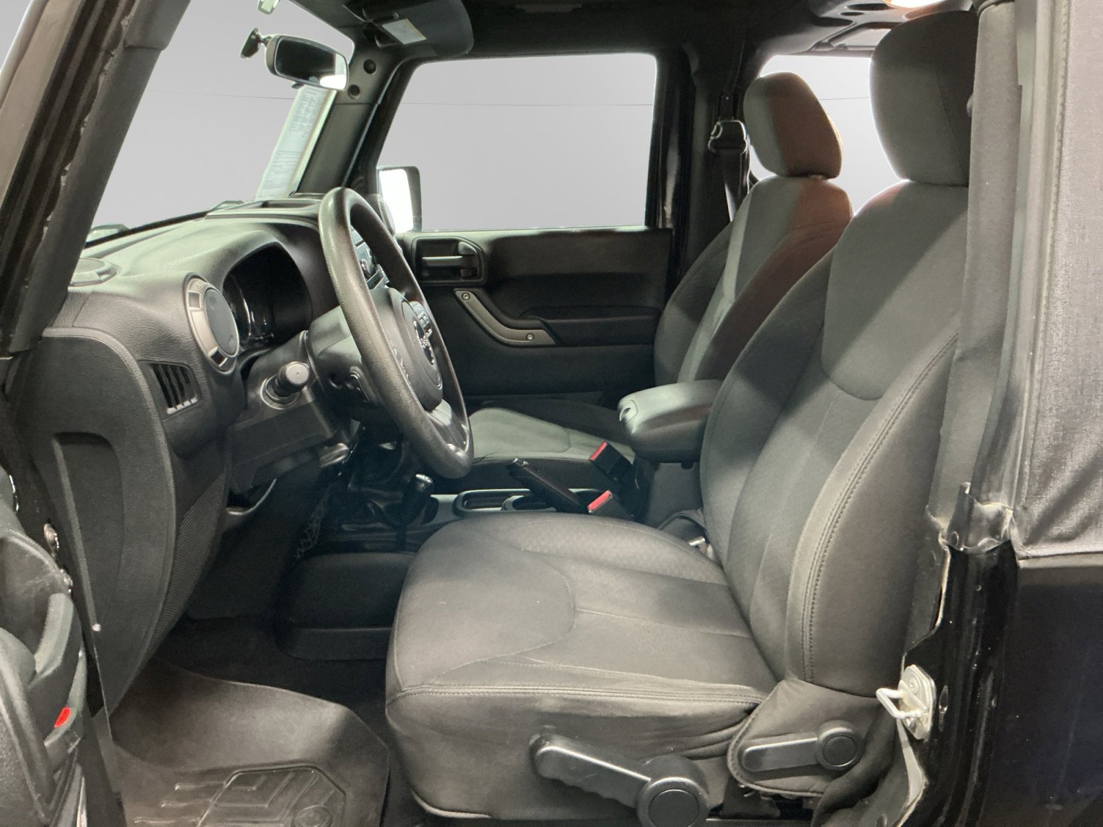 Used 2016 Jeep Wrangler Sport image 9