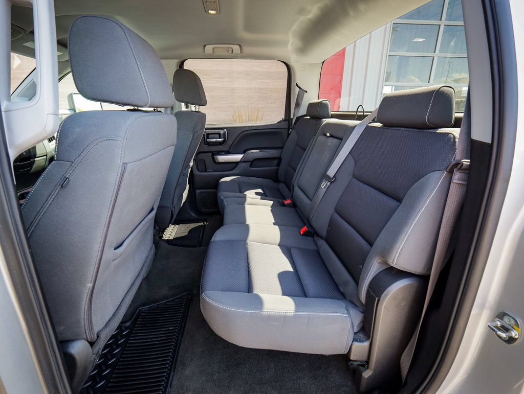 Used 2017 Chevrolet Silverado 2500 LT AWD/4WD image 30