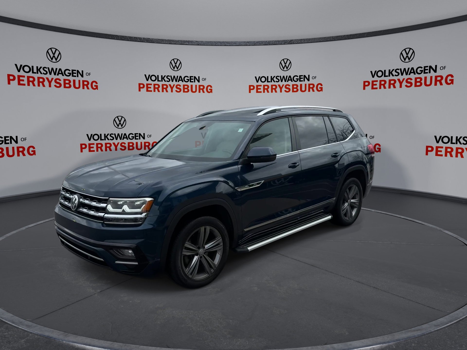 Used 2019 Volkswagen Atlas SEL R-Line image 4