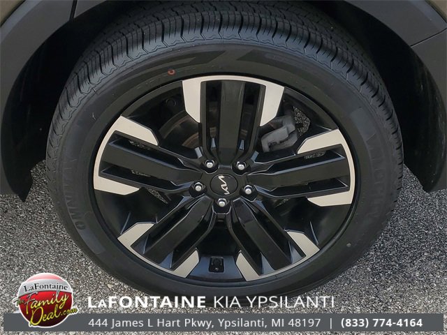 Used 2023 Kia Telluride SX image 7