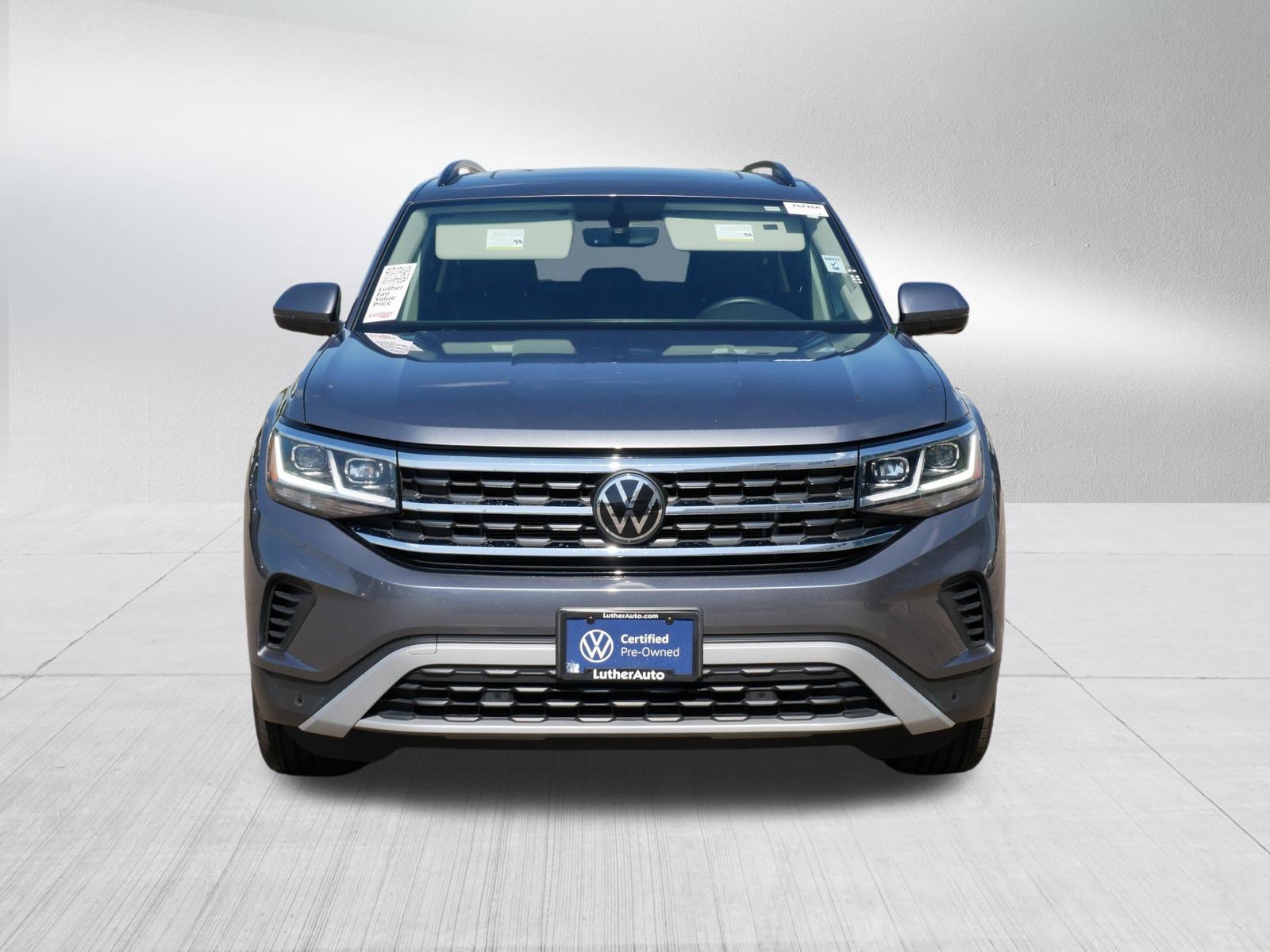 Certified 2023 Volkswagen Atlas SE w/ Panoramic Sunroof Package AWD/4WD image 2