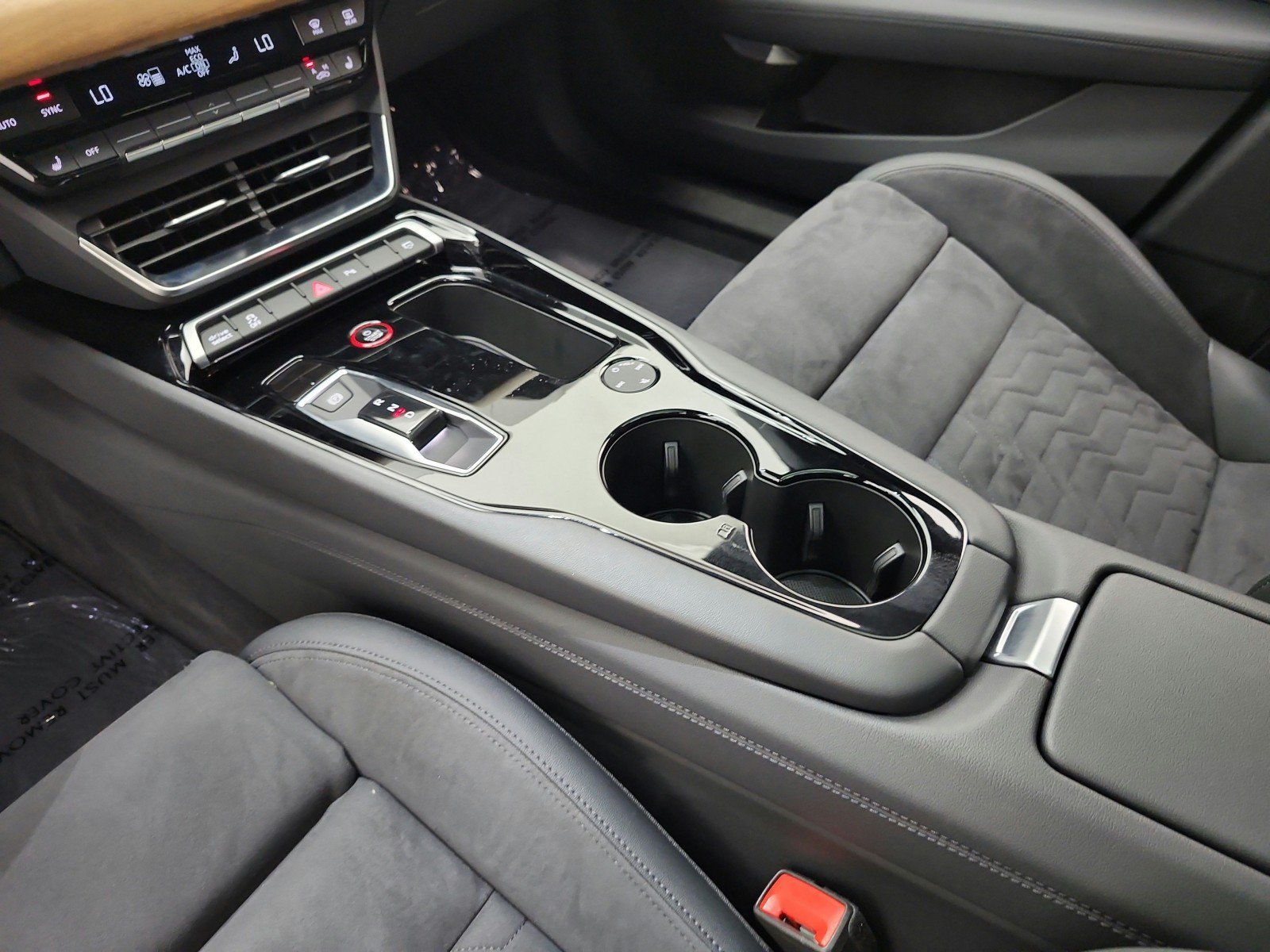 Used 2023 Audi e-tron GT Premium Plus AWD/4WD image 11