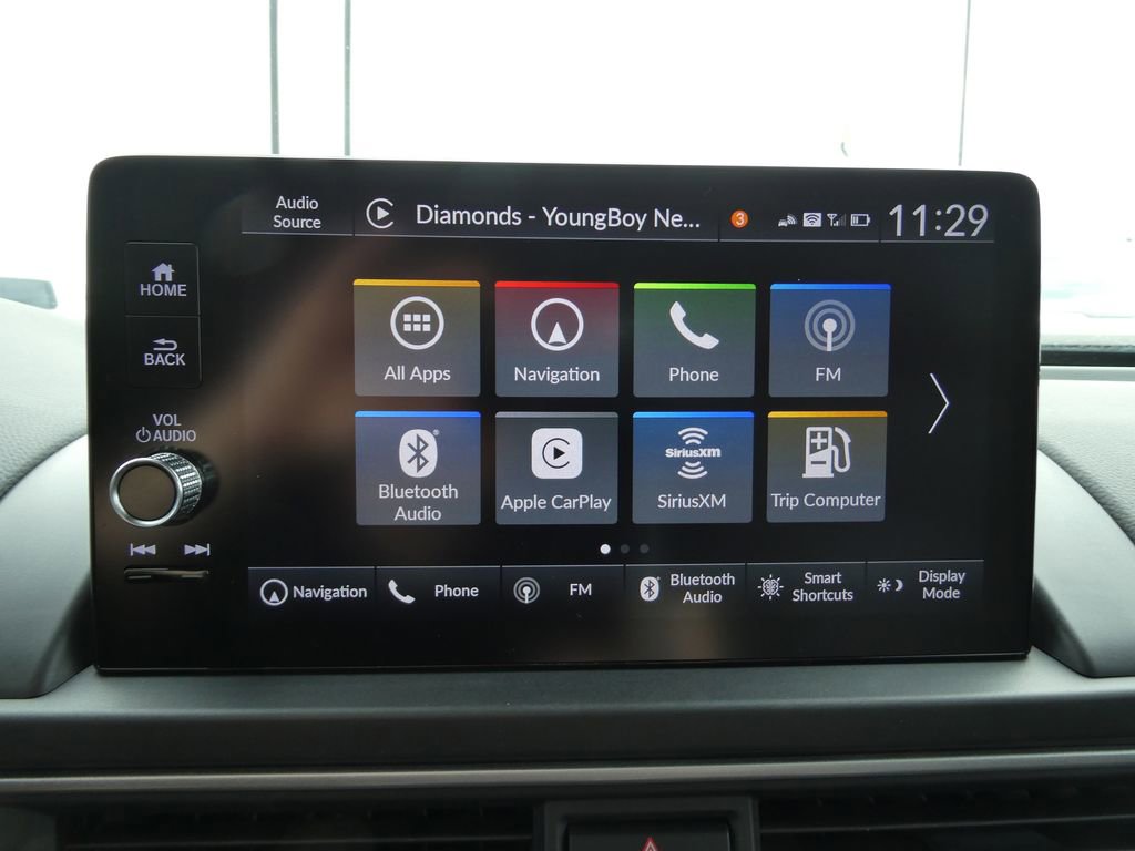 Used 2025 Honda Pilot Black Edition image 31