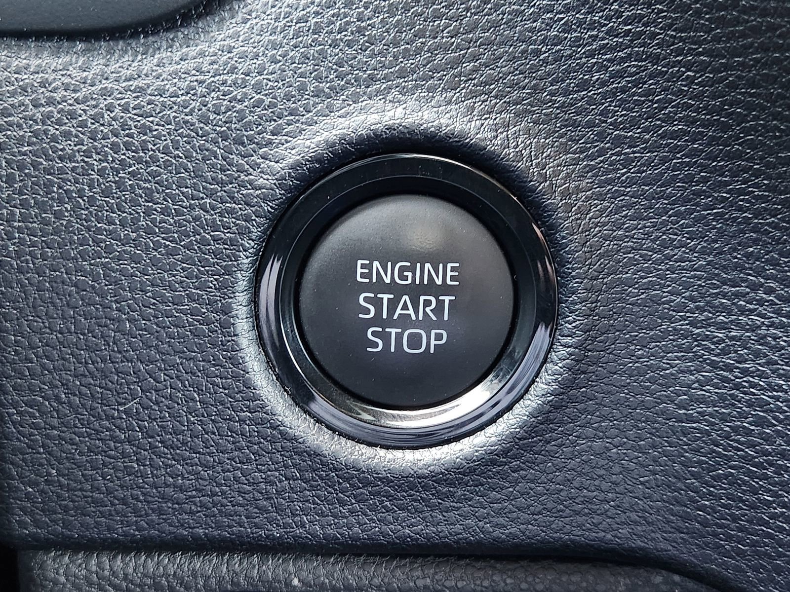 Used 2025 Toyota Tundra SR5 AWD/4WD image 23