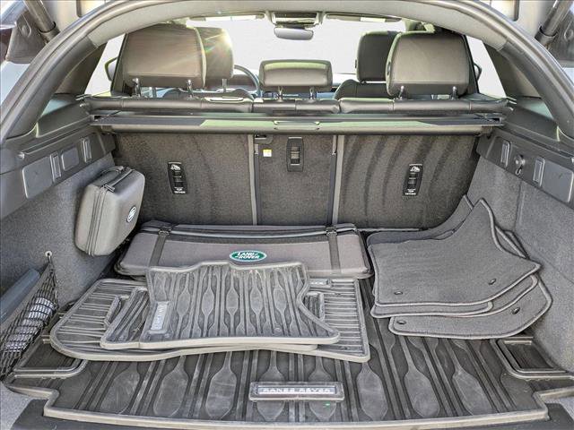 Certified 2025 Land Rover Range Rover Velar Dynamic SE image 6