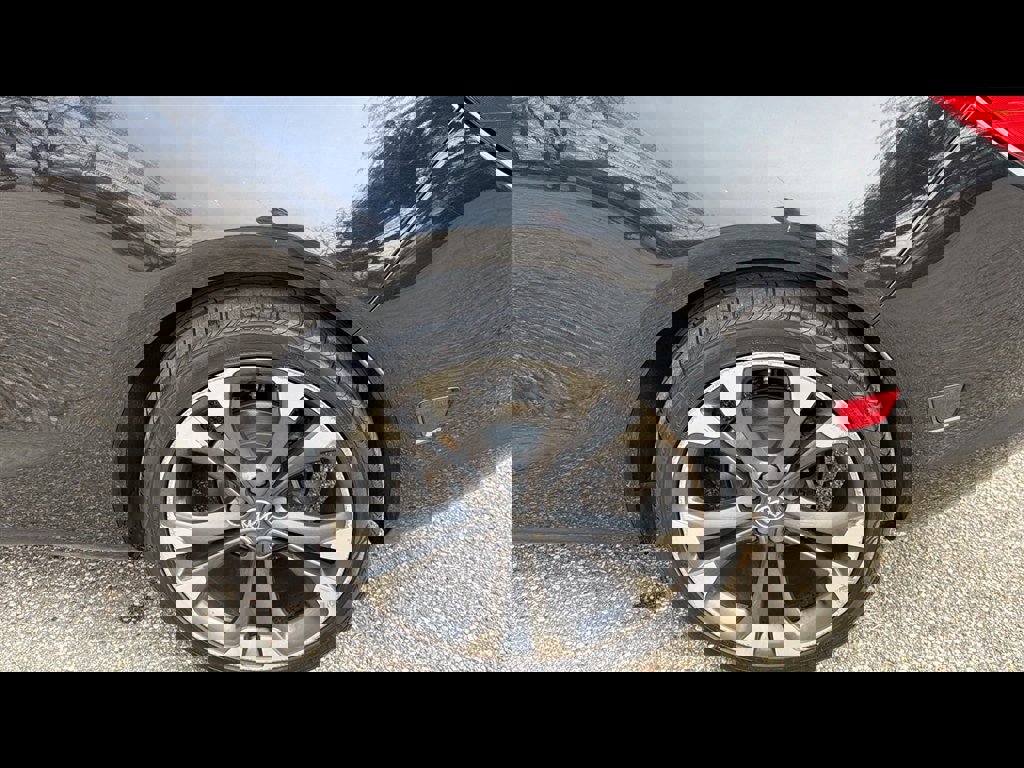 Used 2019 Buick Cascada Premium image 21