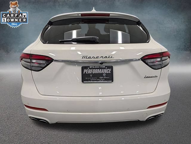 Used 2023 Maserati Levante GT AWD/4WD image 8