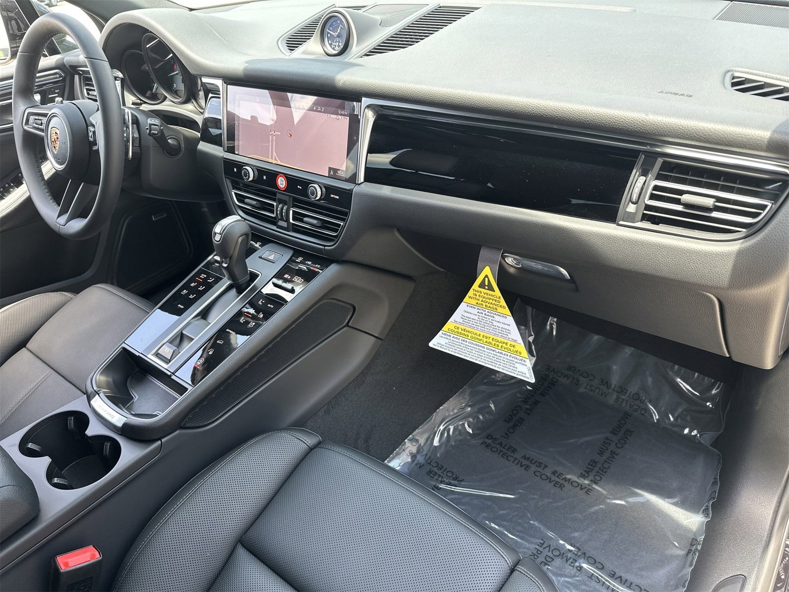 New 2025 Porsche Macan image 19