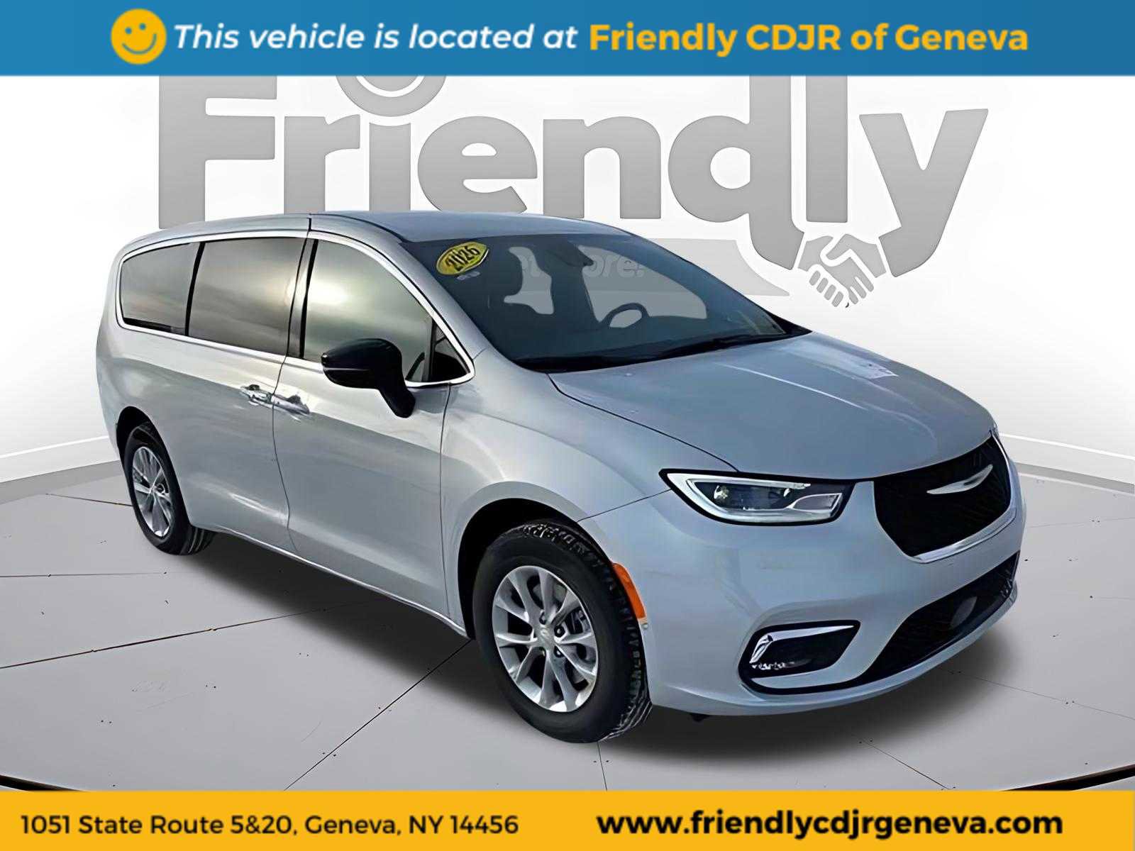 New 2026 Chrysler Pacifica Select video 3