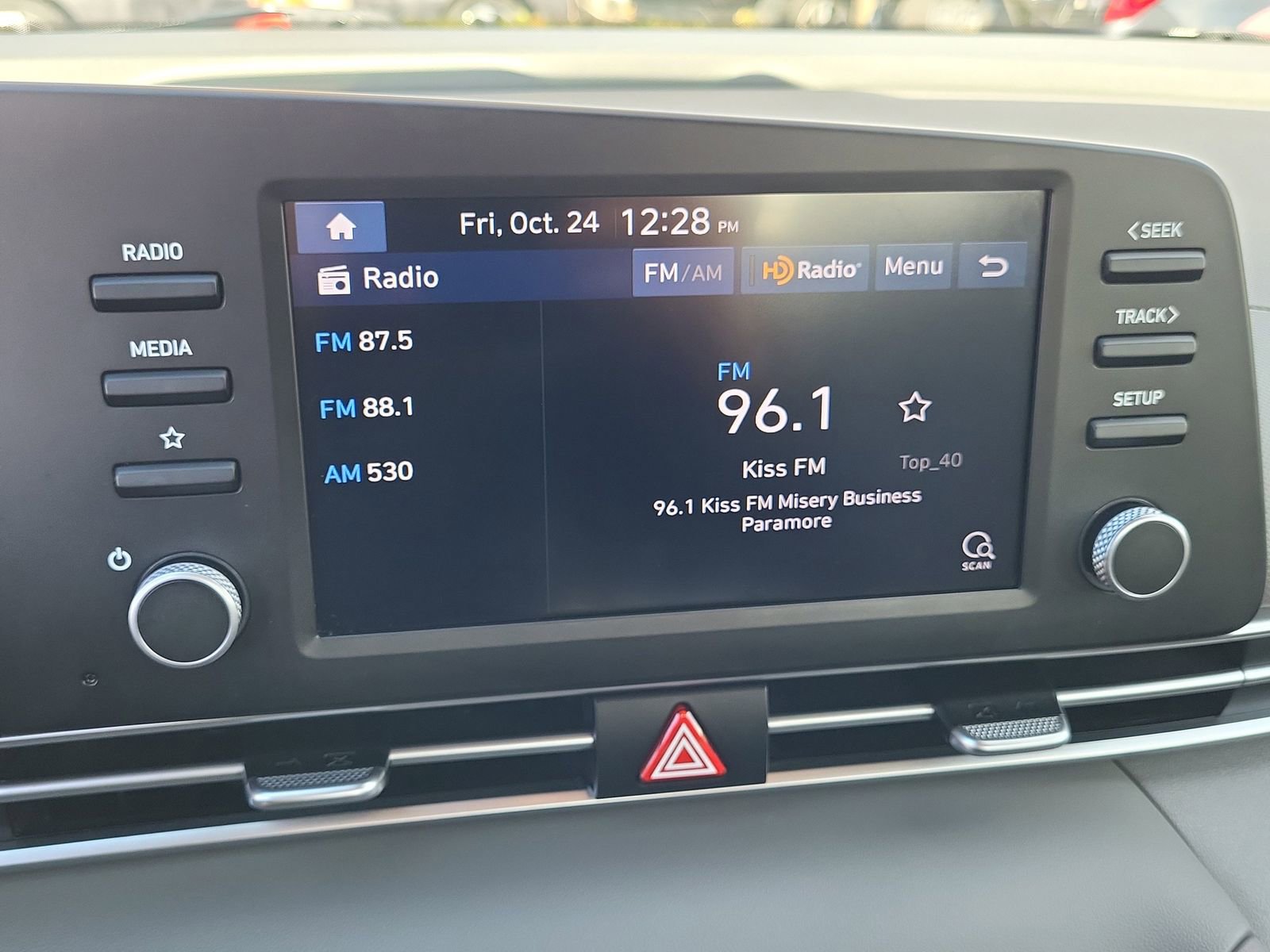 Used 2023 Hyundai Elantra SE image 20