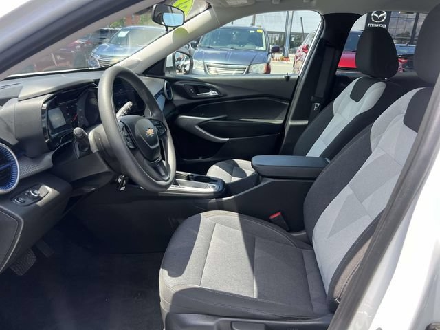 Certified 2024 Chevrolet Trax LS w/ LS Convenience Package FWD image 14