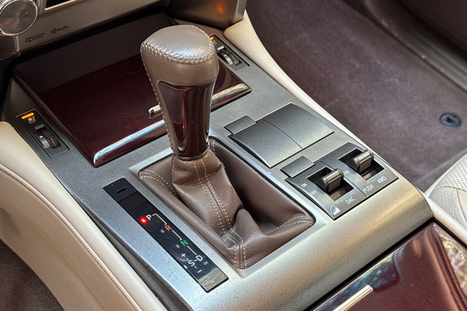 Used 2019 Lexus GX 460 Premium w/ Premium Package AWD/4WD image 17