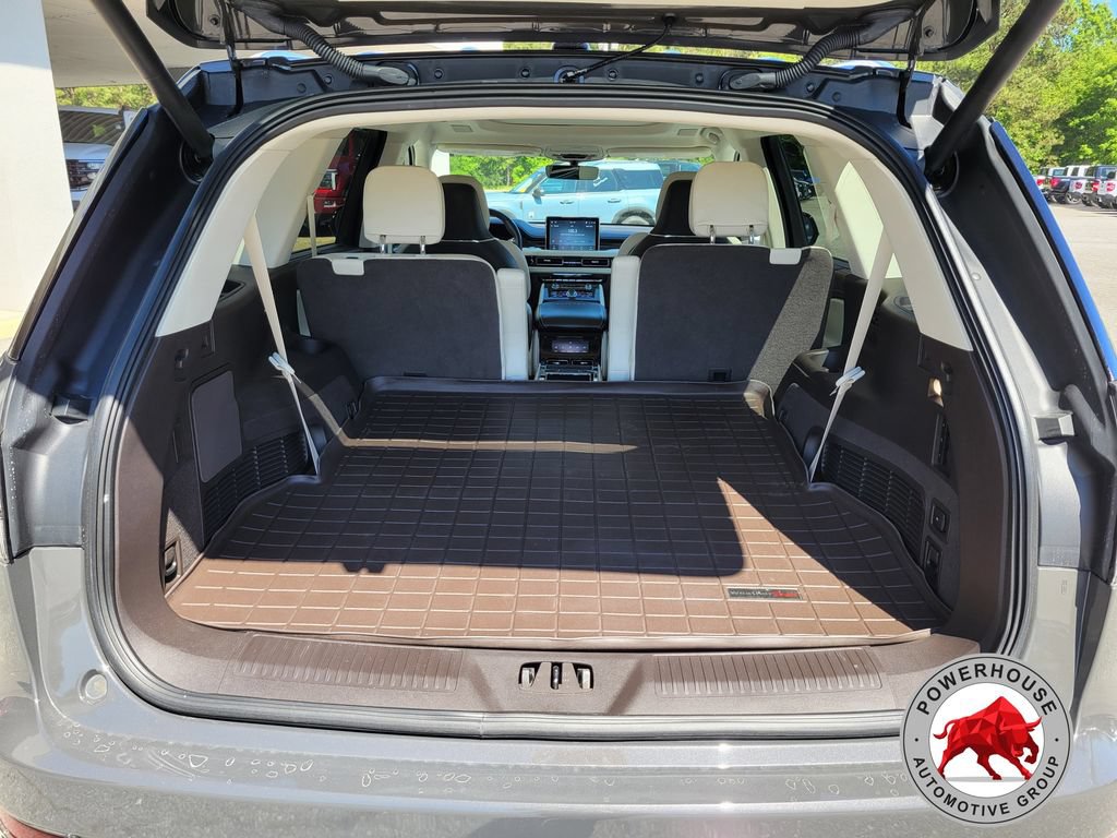Used 2022 Lincoln Aviator Black Label w/ Dynamic Handling Package AWD/4WD image 13