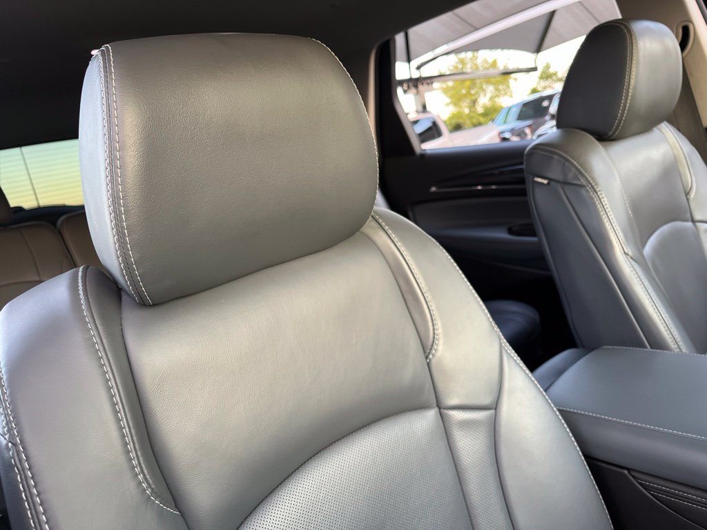 Used 2018 Buick Enclave Premium FWD image 36