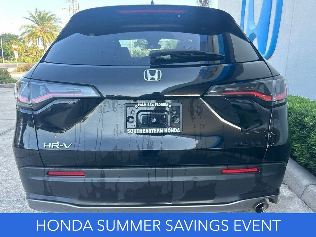 Certified 2025 Honda HR-V Sport image 7