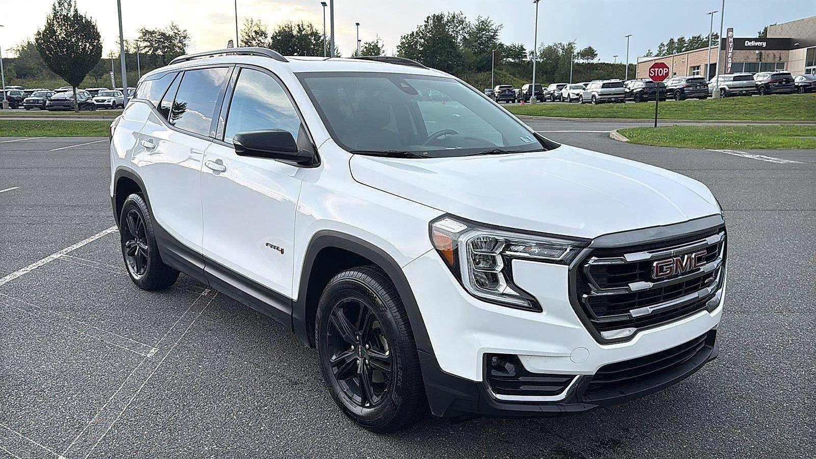 Used 2022 GMC Terrain AT4