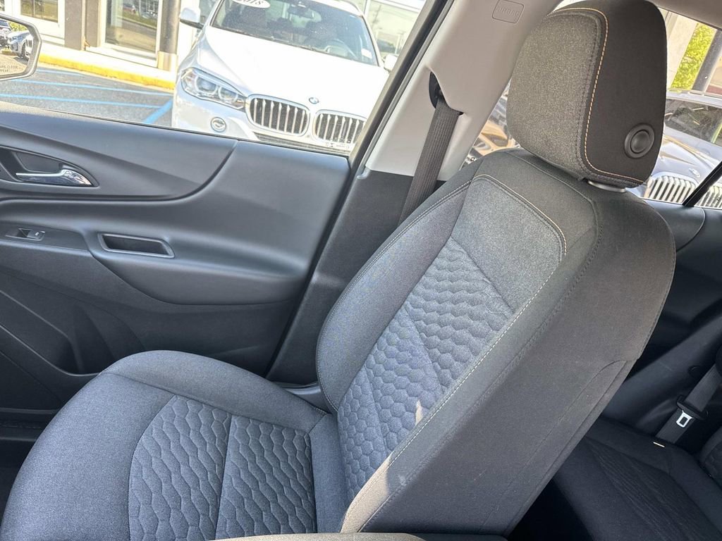 Used 2021 Chevrolet Equinox LT image 15