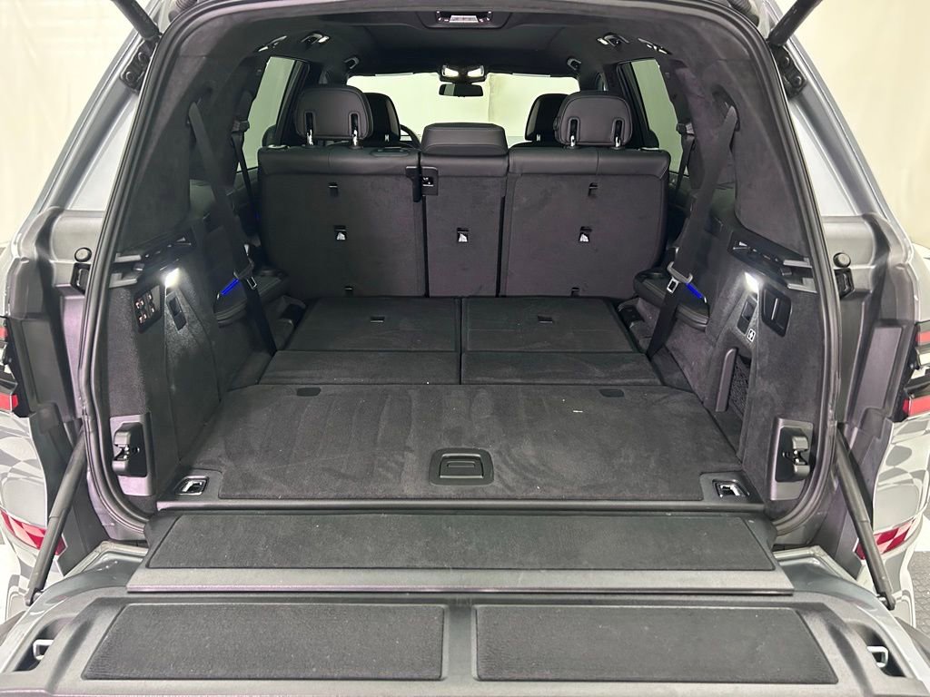 Used 2024 BMW ALPINA XB7 image 15