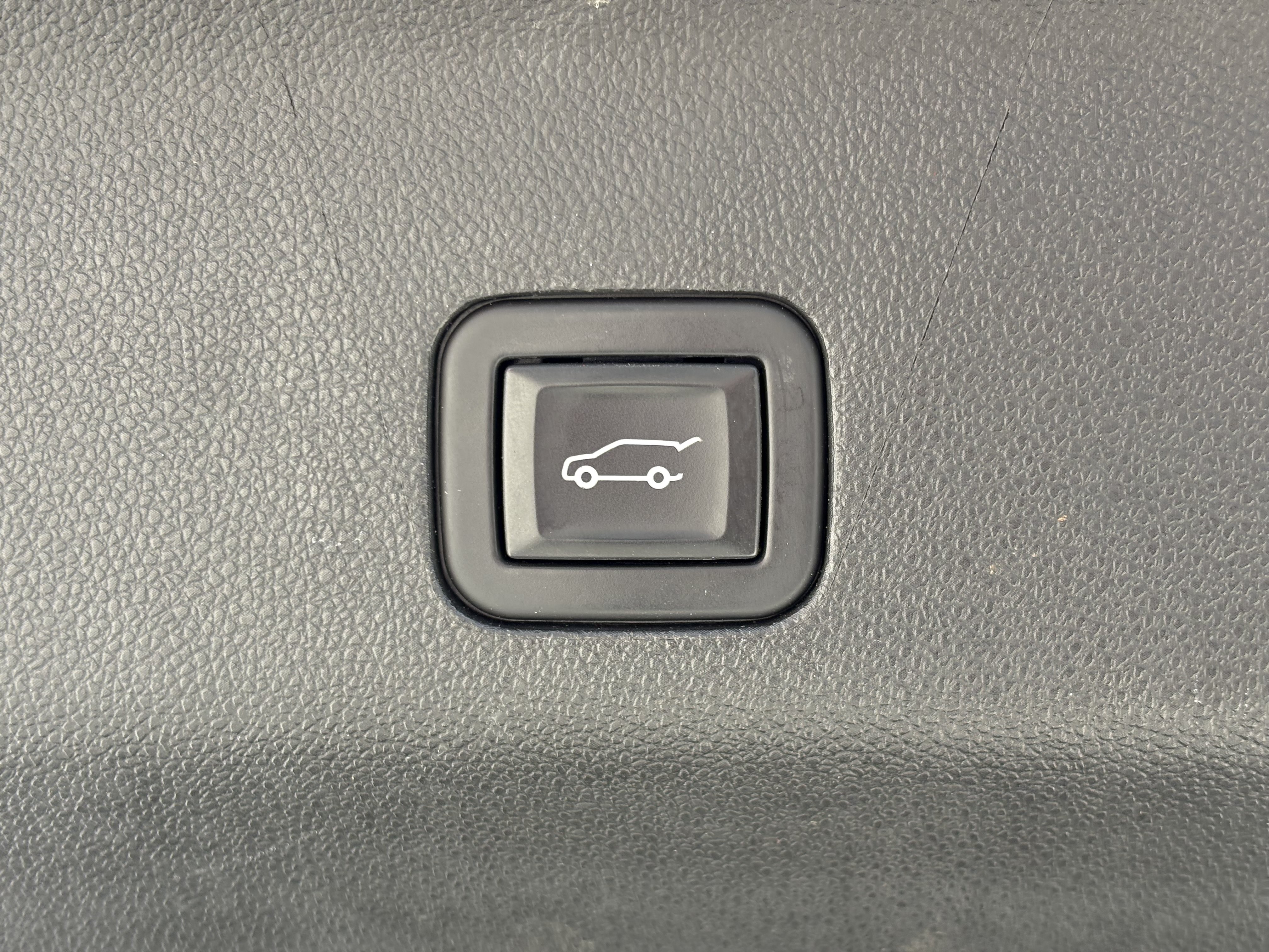 Used 2023 Cadillac Escalade Sport AWD/4WD image 11