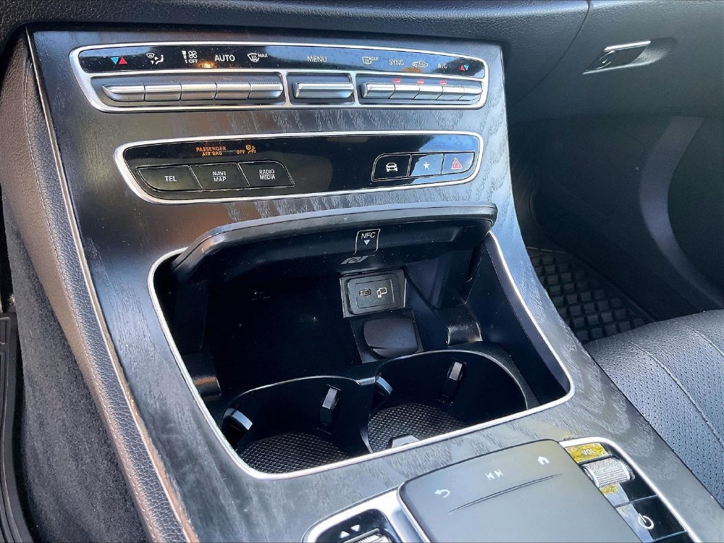 Used 2022 Mercedes-Benz E 350 4MATIC Sedan image 26
