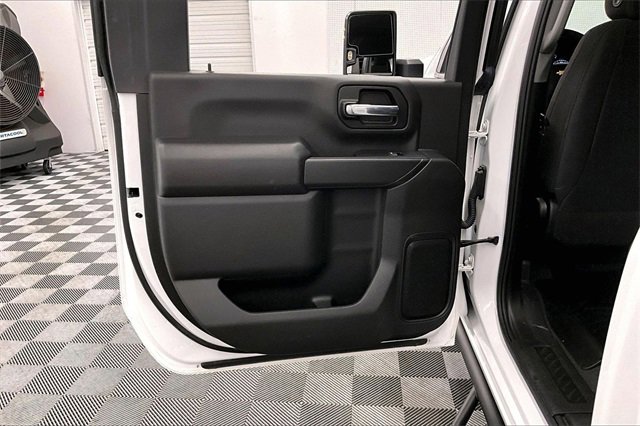 Used 2023 Chevrolet Silverado 2500 Custom image 19