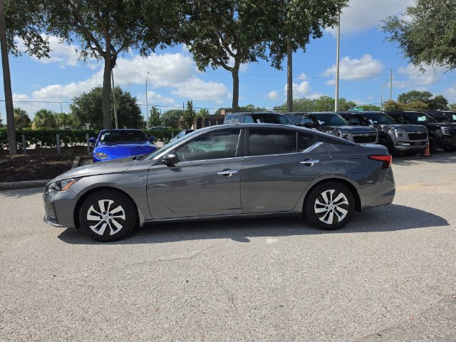 Certified 2025 Nissan Altima 2.5 S FWD image 5
