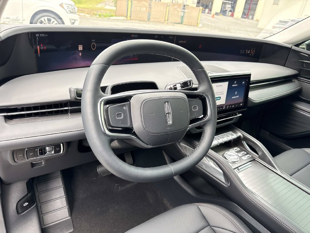 New 2026 Lincoln Nautilus Premier AWD/4WD image 29