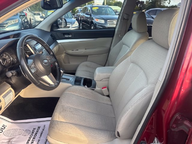 Used 2011 Subaru Outback 2.5i Premium AWD/4WD image 10