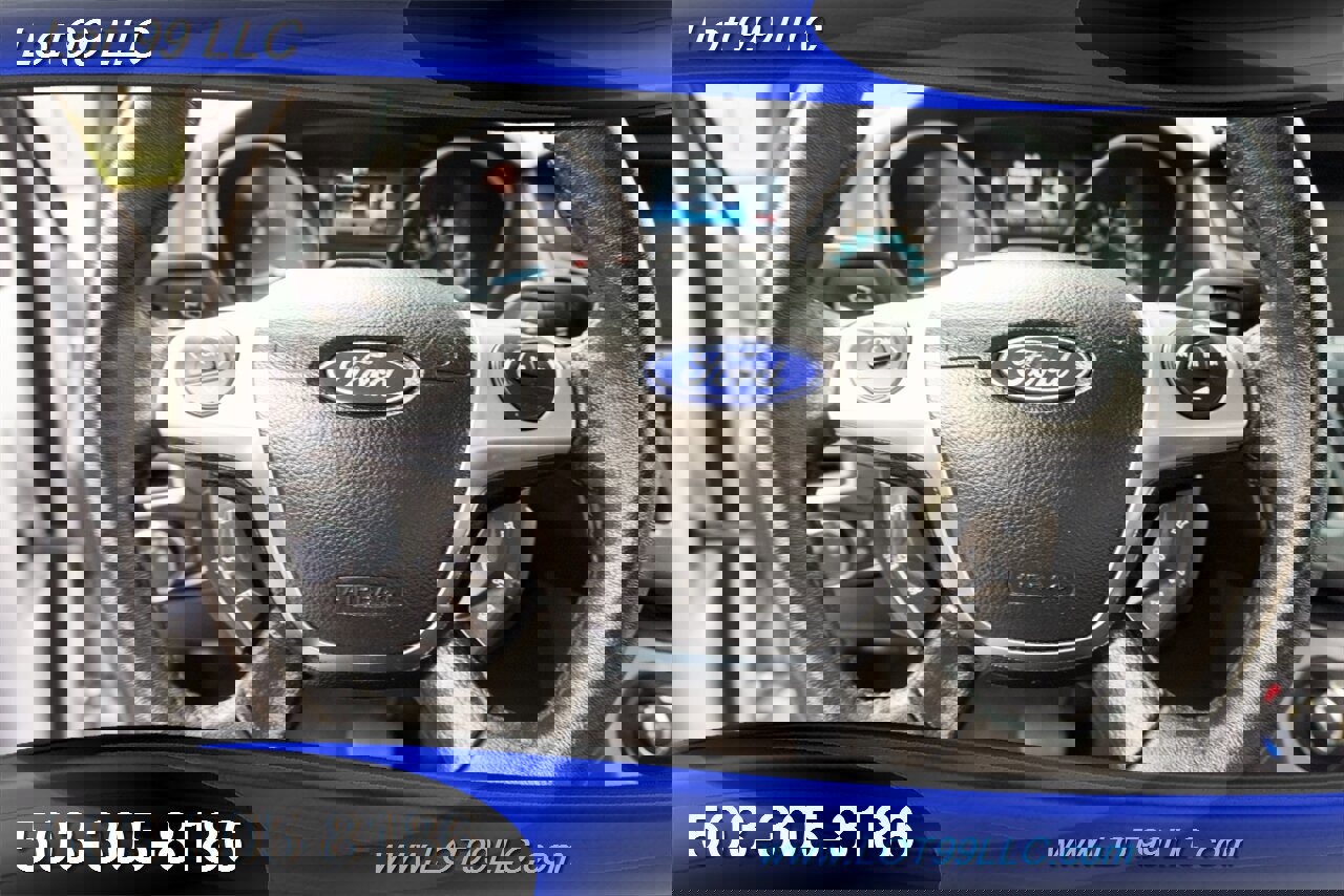 Used 2012 Ford Focus Titanium image 25