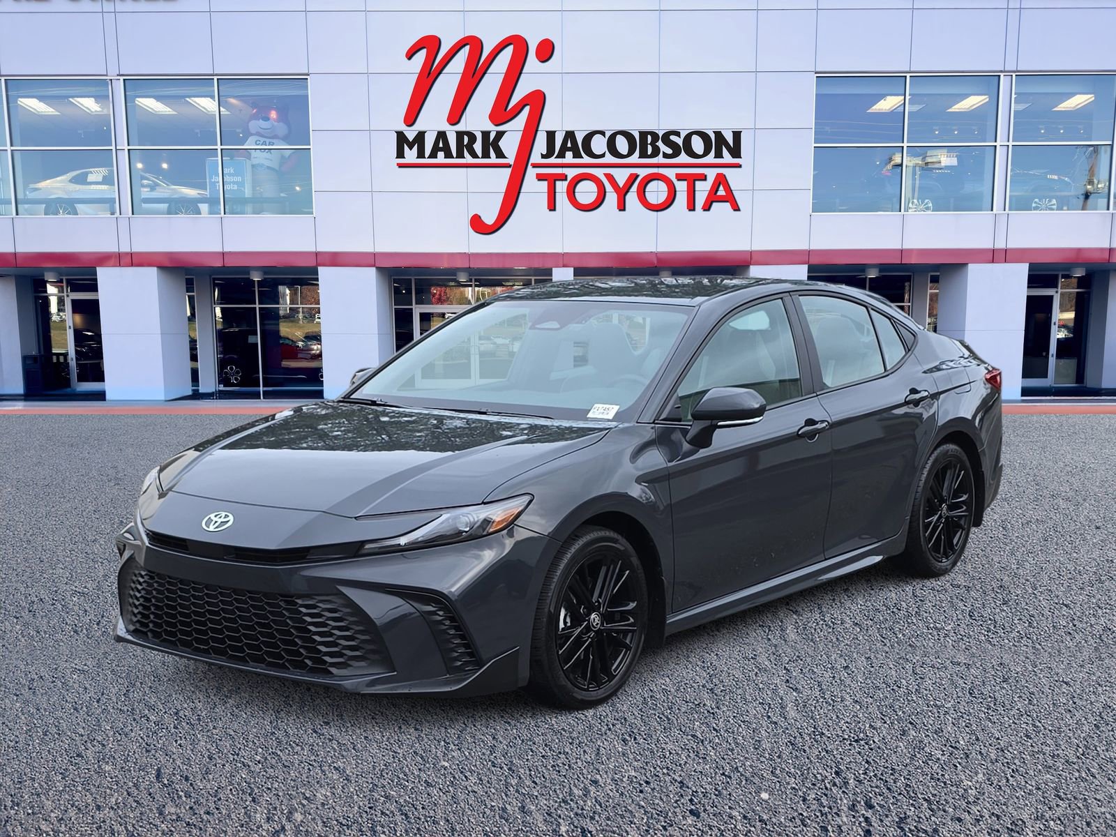 Used 2025 Toyota Camry SE