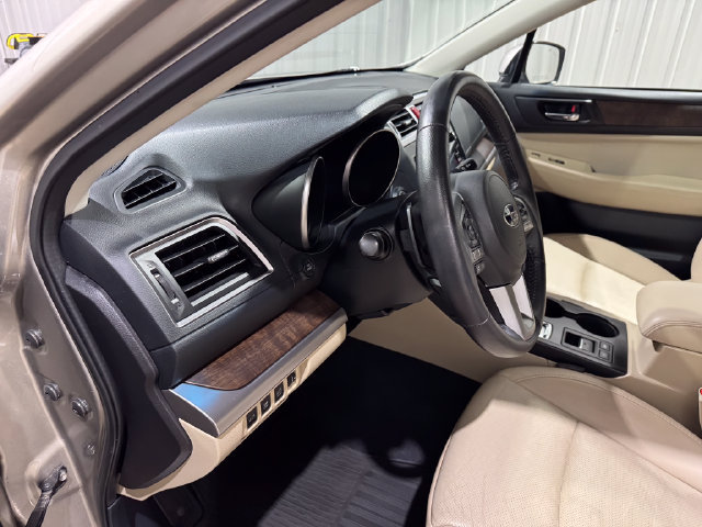Used 2017 Subaru Outback 2.5i Limited AWD/4WD image 11