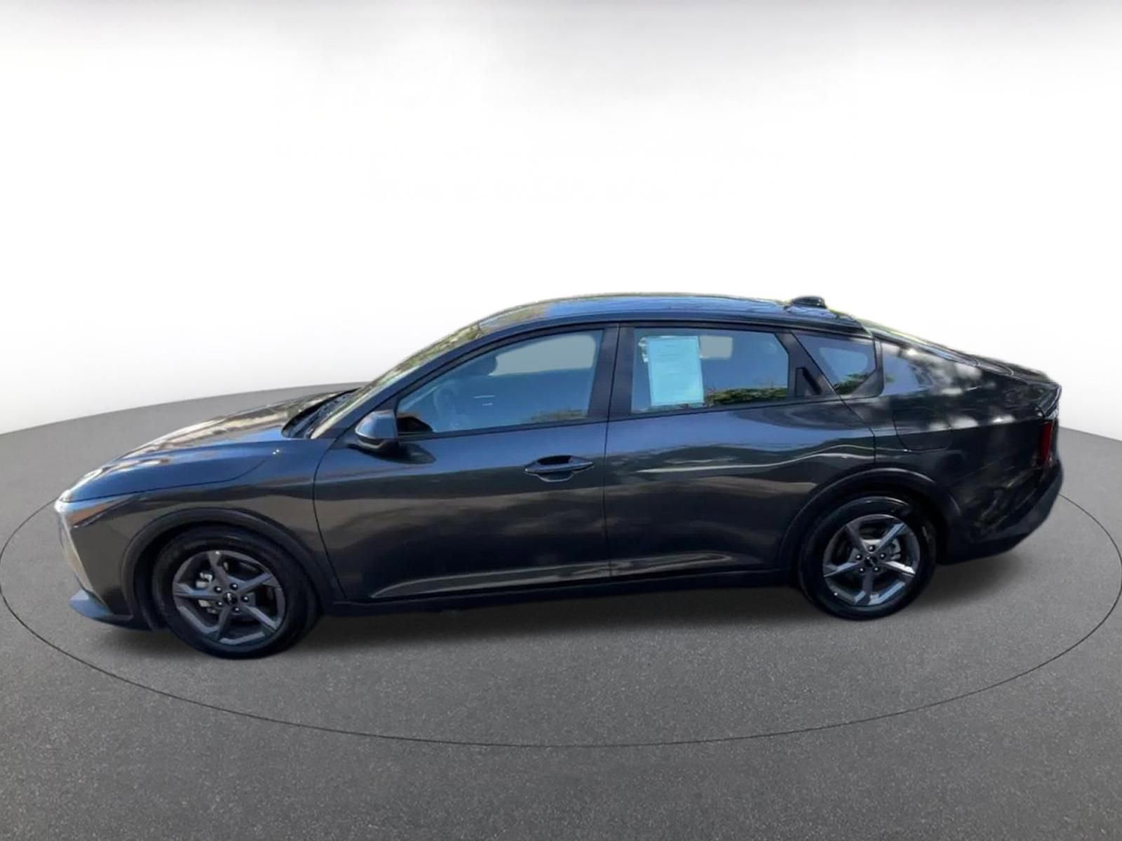 Used 2025 Kia K4 FWD image 10