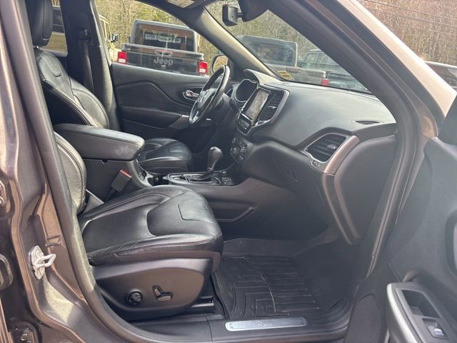 Used 2020 Jeep Cherokee High Altitude AWD/4WD image 29