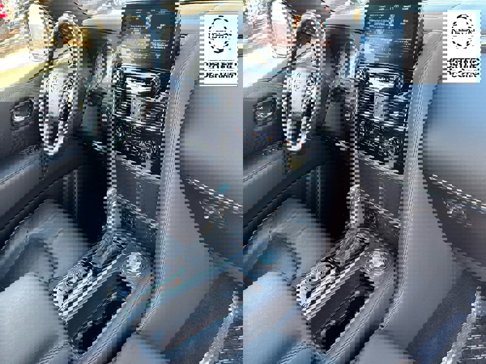 Certified 2024 Nissan Armada SL w/ Midnight Edition Package image 12